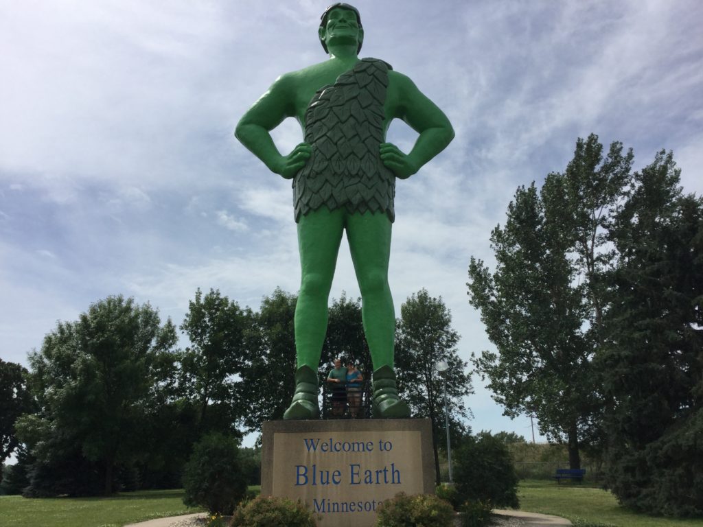 Green Giant Blue Earth Roadside America