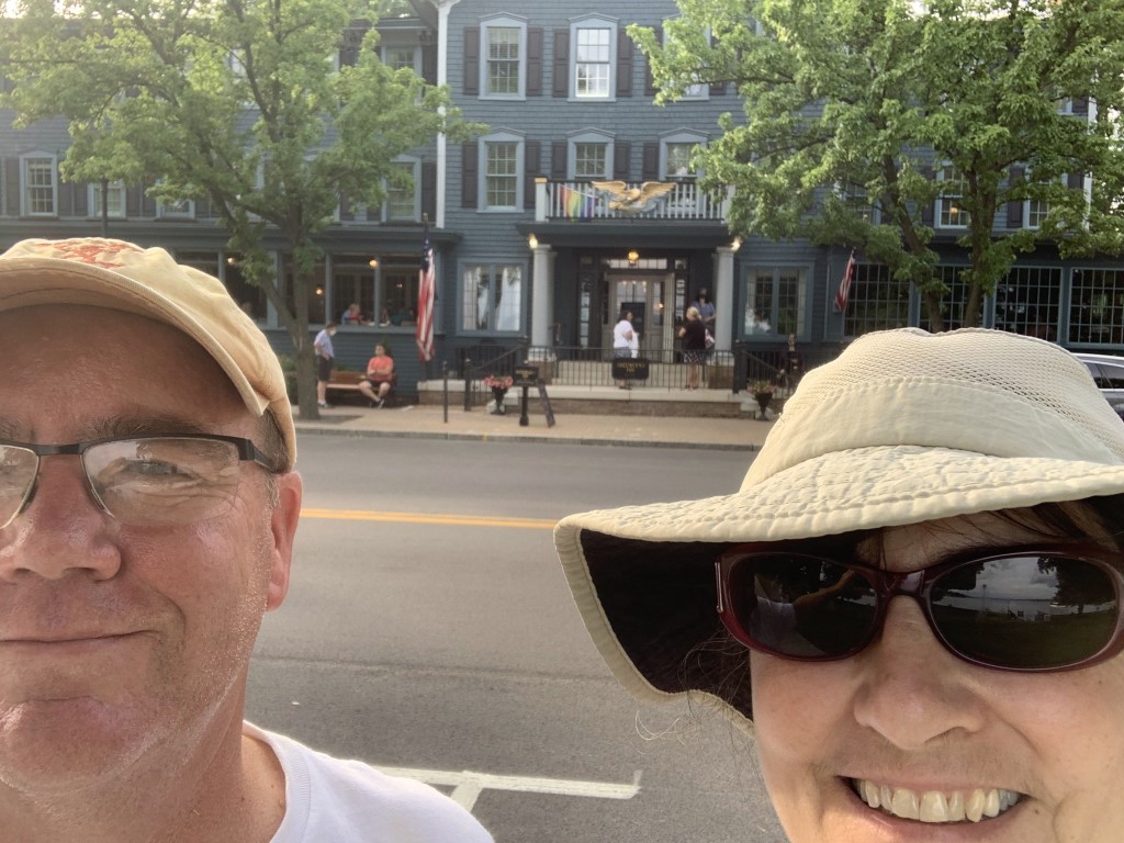 Sherwood Inn